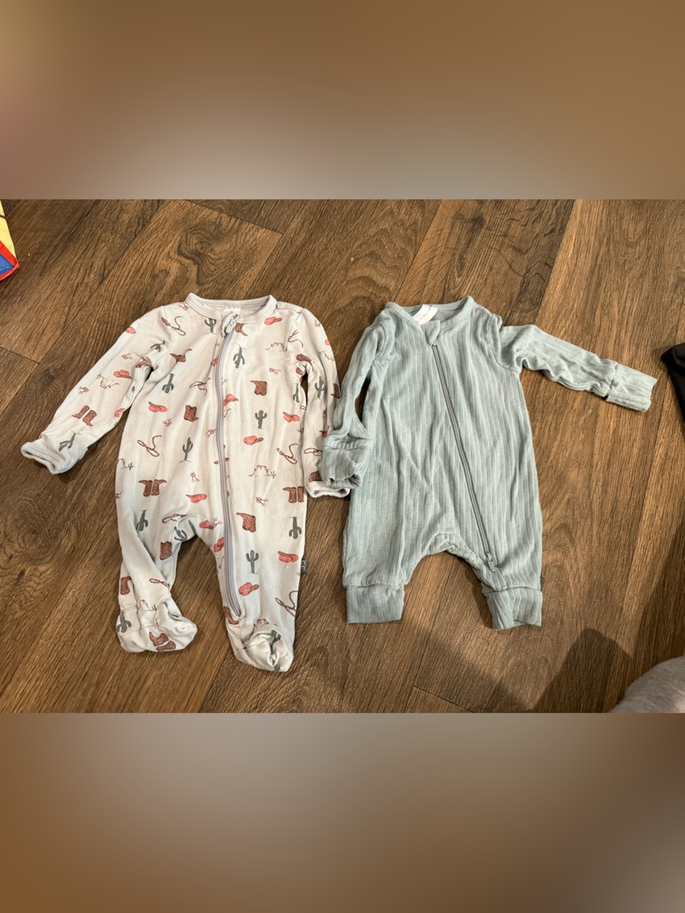 Modern Moments- Sleepers- Newborn